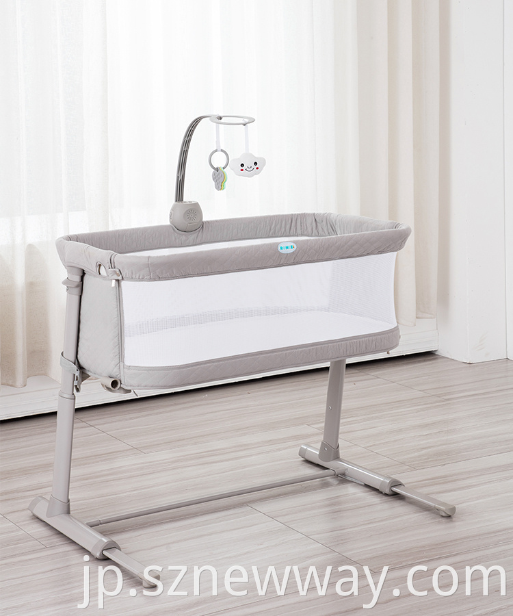 Ronbei Baby Bed